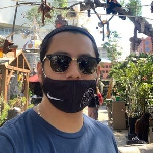 Meet your Posher, Eduardo